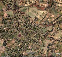 Design standards Work norm for standard VF: 40 person days/km VF in pictures VF with trees and shrubs Aerial view of homestead green grids (Ethiopia) Example of layout and spacing of a VF VF made 2