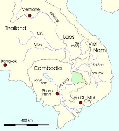 It is formed by four tributaries (preks) and their separate watersheds on the left (or eastern) bank of the Mekong. The basin area is 12,500 km2 and the population is around 143,000 persons.