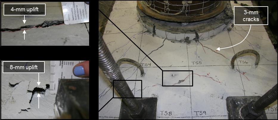 cracks strutting from the grout pad to the Southern reinforcing lifting loops, shown in Figure 5.49.
