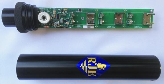 To change the ULB-364EL batteries follow this procedure: Gently loosen and remove the transducer/pcb assembly from the