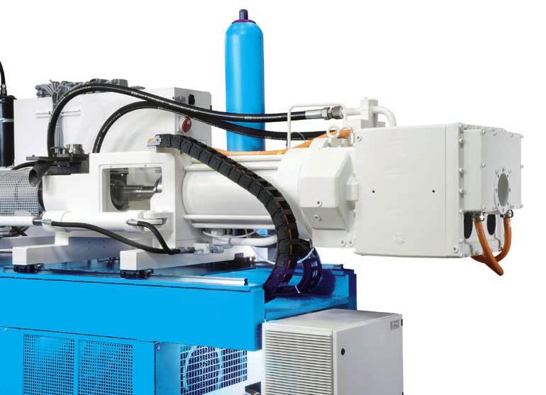 The direct-drive injection unit, teamed with a KraussMaffei HPX screw, delivers premium melt quality and high throughput.
