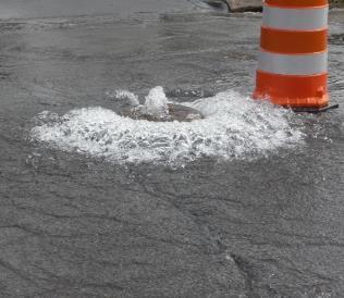 (SSO) untreated SSO discharged from Manhole SSOs may cause sewer backups into basements, rise out of manhole covers in the roads, or discharge to a local water body Structural SSO (SSSO) a designed
