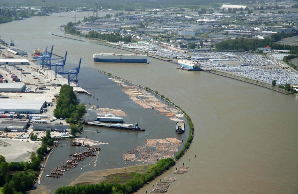 WATER DEPTHS Canadian Port Authorities are responsible for all dredging costs Vancouver