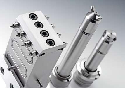 cleanroom applications Nozzles for close cavity spacing and multi-gating