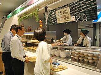 For each healthy TFT meal purchased by employees, a donation of 20 yen is automatically made.
