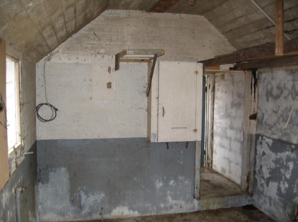 Figure 9 - Photo 7, inside old pump