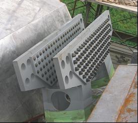 1 Double steel-pipe joint system As shown in Figure 6, the double steel-pipe joint system is composed of the processed steel pipes with outer ribs which are extensions of the steel truss diagonals,