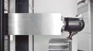 ORTHOGONAL HEAD The SORALUCE SLP milling machine can be equipped with the SORALUCE orthogonal head indexing at 1º x 1º, with its