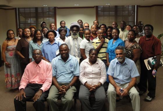 IICA ECS NEWS PAGE 3 IICA St Vincent and the Grenadines Promotes Leadership in Agriculture A central theme of IICA s new Country Strategy (CS) for St Vincent and the Grenadines is the promotion of