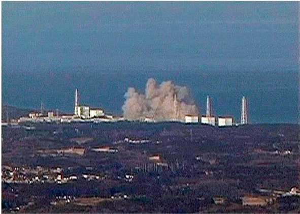 hits Fukushima plant ( + 60 min) - BDB Flooding of diesel generators Long time Station Blackout Common mode failure - multiple plants Only