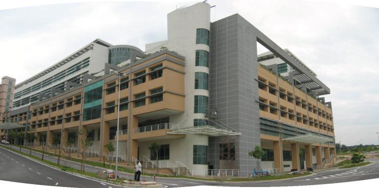 Low Energy Office Malaysia Key data: Gross Floor Area: 20,000 m² Energy Index: 114 kwh/m²/year Additional EE construction cost: 5% Payback: 5 years Annual energy savings: ~ RM 600,000 2006 Winner of: