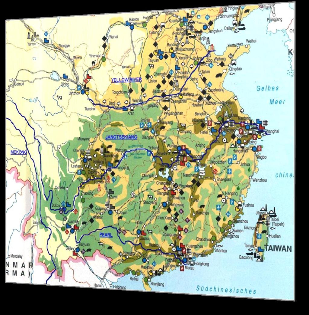 CHINA`S INLAND WATERWAYS Important waterways in China are: Yellow River 4.850 km (unnavigable) Yangtzekiang 6.380 km Pearl River 2.200km Mekong 4.