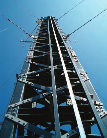 beams circle the Cordova Park Observation Tower at Red Rock Lake