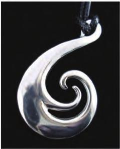 16 (d) The image below shows a pendant that has been manufactured using pewter casting in a school