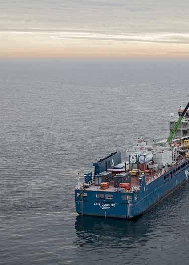 OFFSHORE WIND TELESCOPIC ACCESS BRIDGE (TAB) Huisman closely cooperates with SMST Designers & Constructors BV, a designer and manufacturer of lifting, transportation, drilling and pipelay solutions,