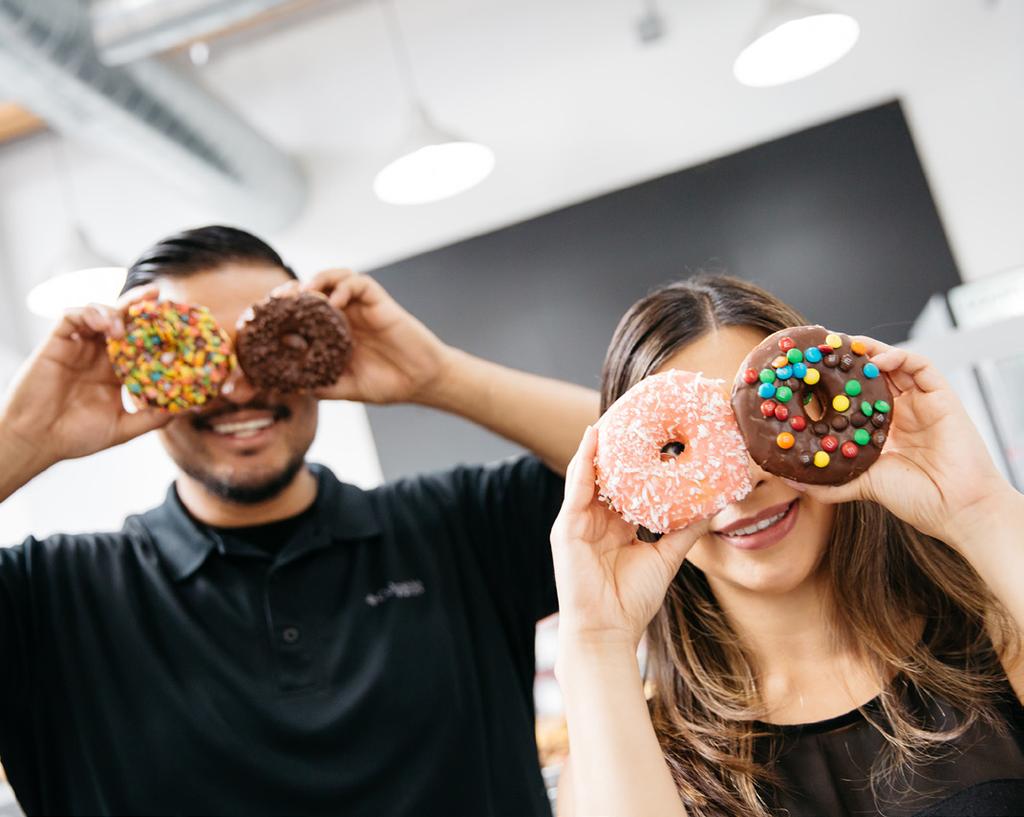 5 Technically speaking Insights from Grubhub Vice President, Customer Experience Marketing, Tammi Harrison The Donut Parlor: Co-owner Sophya Kheim and business partner and brother, Chhaya Tan. www.