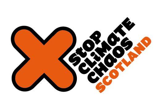 Stop Climate Chaos Scotland Response to Scottish Government Consultation on Building Scotland's Low Emission Zones December 2017 Summary Stop Climate Chaos Scotland (SCCS) is a civil society