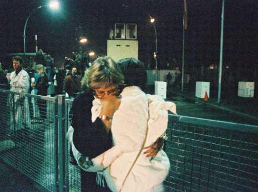 On 9 November 1989, the GDR opened its border to the West. Residents of West Berlin welcomed first visitors from East Berlin with hugs.