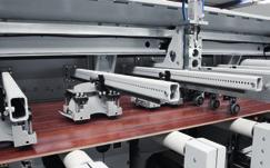 This transport system as well as the throughfeed alignment station with camera system and the servo axis unit adjustments allow high-precision cutting with the smallest of tolerances.