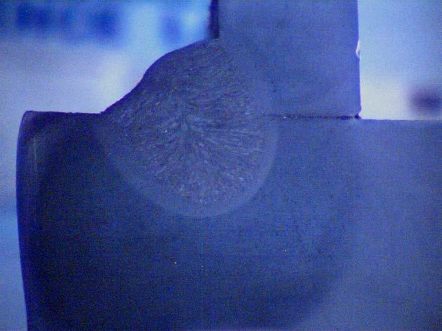 Fig 12: SAW fillet weld in tee joint on micro-alloyed steel. Visible are the outlines of what had been coarse columnar austentie grains when this weld was at a temperature of 723 C or slightly higher.