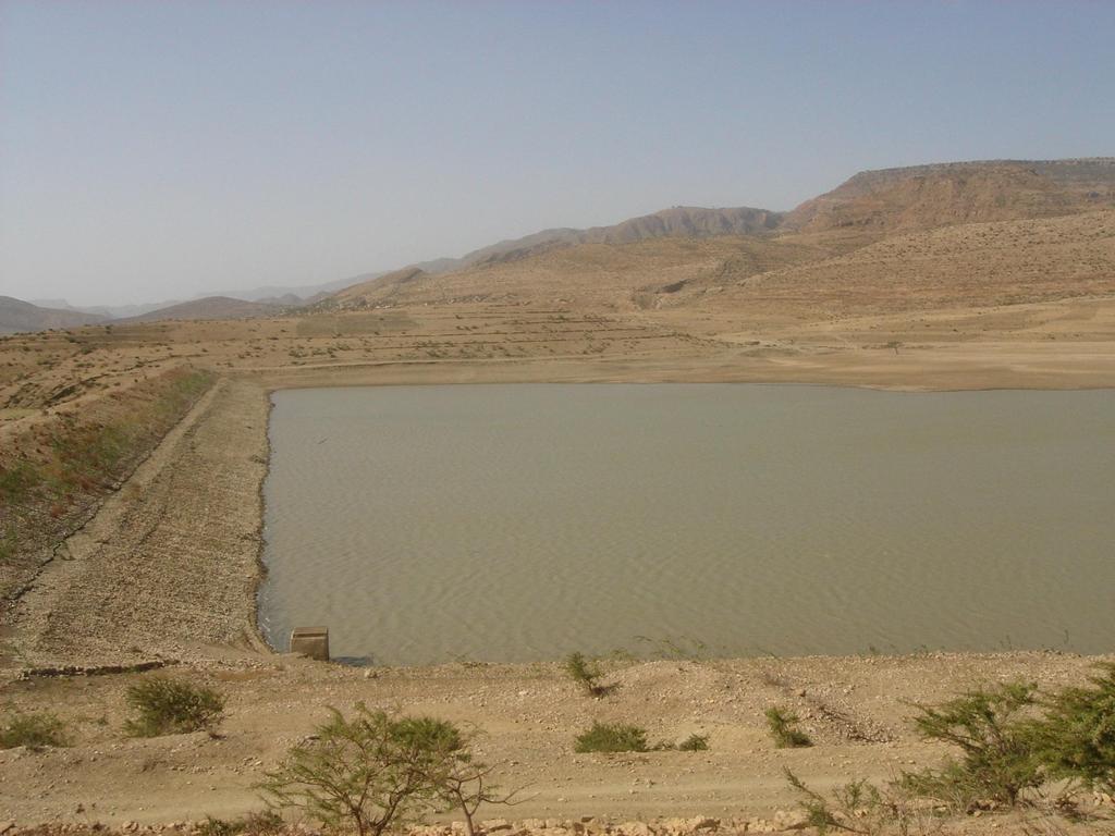 Surface water harvesting using small-scale dams in northern Ethiopia: Challenges and opportunities Kifle Woldearegay (PhD) (Department of Earth Science, Mekelle University, P.O.