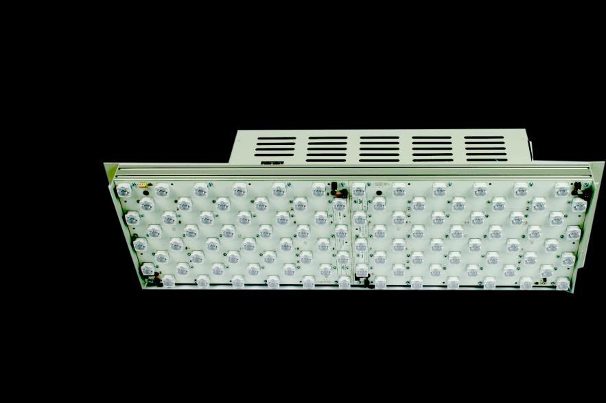 LED Light Sources LED LIGHT SOURCE SL 3500 SL 3500 self contained high-performance LED panels can operate in multiple regimes: flash, continuous, modulated light, or with user-defined modes