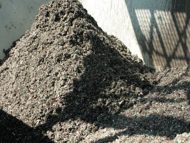waste Waste that is mechanically sorted is likely to produce poor quality digestate that cannot be used as a soil conditioner (see right,