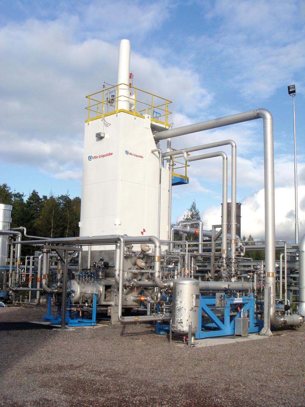 The liquefaction of biomethane Why biomethane liquefaction?