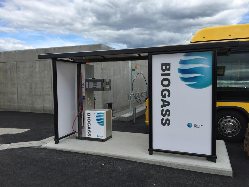 About FordonsGas Founded in 1998 in Sweden, FordonsGas (Air Liquide s subsidiary) distributes bio-natural Gas for Vehicles (bio-ngv) for the Swedish transportation market.