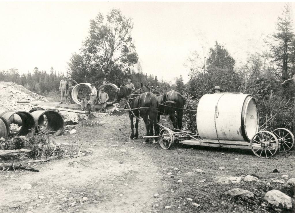 MEETING CLIENT NEEDS To meet the Client s needs as the Owner s Engineer, the CBCL team was responsible to: Water transmission main installation near the City s water source (early 1900s) The new