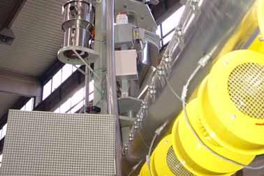 The PROFILLINE S-series is extruding a pipe with
