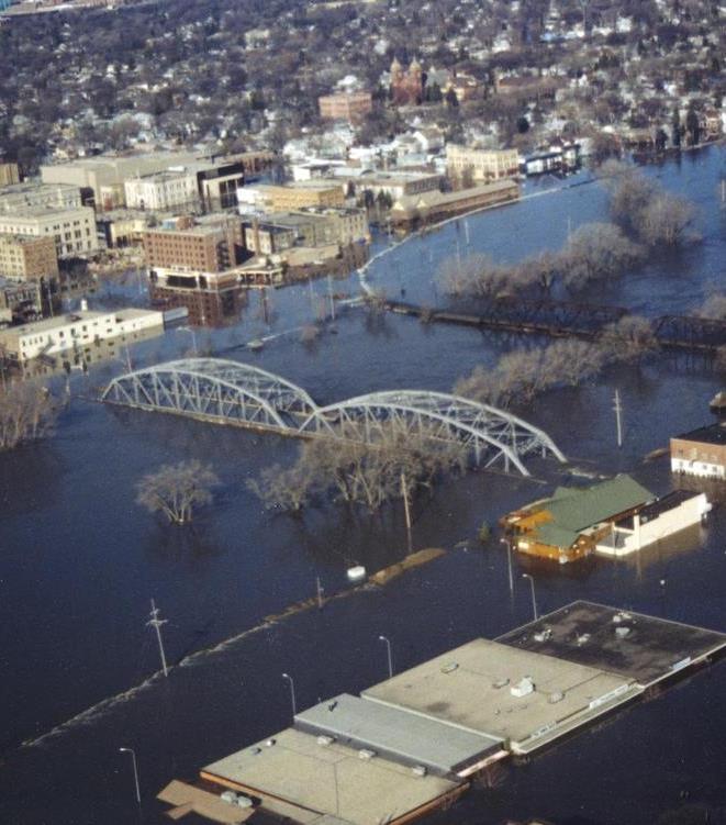 Flood of the Red River of the North Grand Forks, North Dakota Grand Forks, ND, and East Grand Forks, MN, flooded during the Spring of 1997.