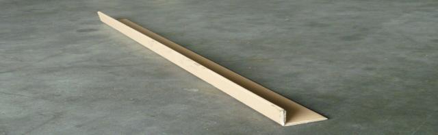 Paper Angle (Length:75cm) per piece