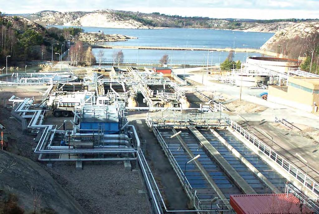 Veolia Water has numerous technologies available for the treatment of crude processing wastewater, ranging from simple oil / water separation to biological treatment and polishing prior to final