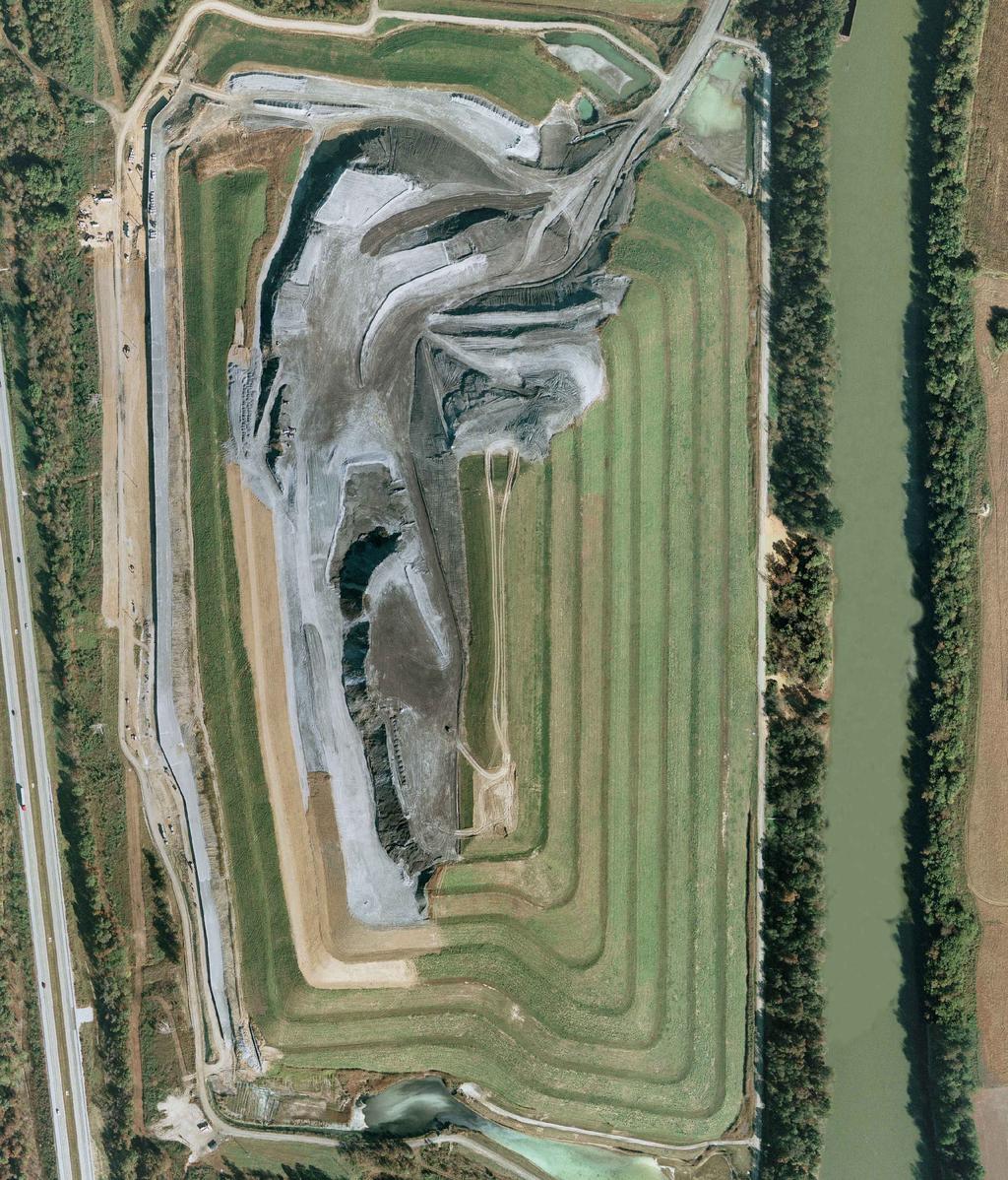 Flight Date: October 23, 2016 BIG RIVERS ELECTRIC CORPORATION Green CCR Landfill 2016 Annual Inspection Aerial Photo Project Number: 12/122016 Scale: NOT TO SCALE Drawn