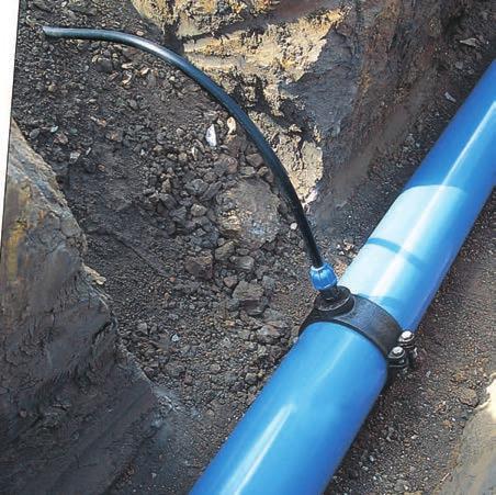 HDPE MATERIAL Polyethylene pressure pipe systems offer many advantages when compared to traditional products, namely: Weather resistance in above ground applications Highly corrosion and chemical