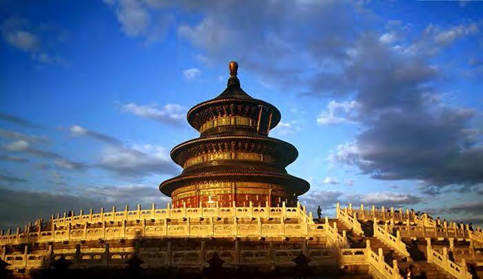 207 Morning: Tian an Men Square and the Forbidden City Lunch: Local Restaurant Afternoon: Hutong Tour Dinner is on own Hour by Hour Schedule Optional 2 Tour Code: FDT-70923-02 on 23rd Sept.
