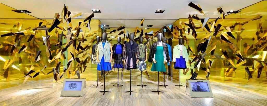 THE EFFECT OF VISUAL MERCHANDISING ON FEMALE CONSUMER