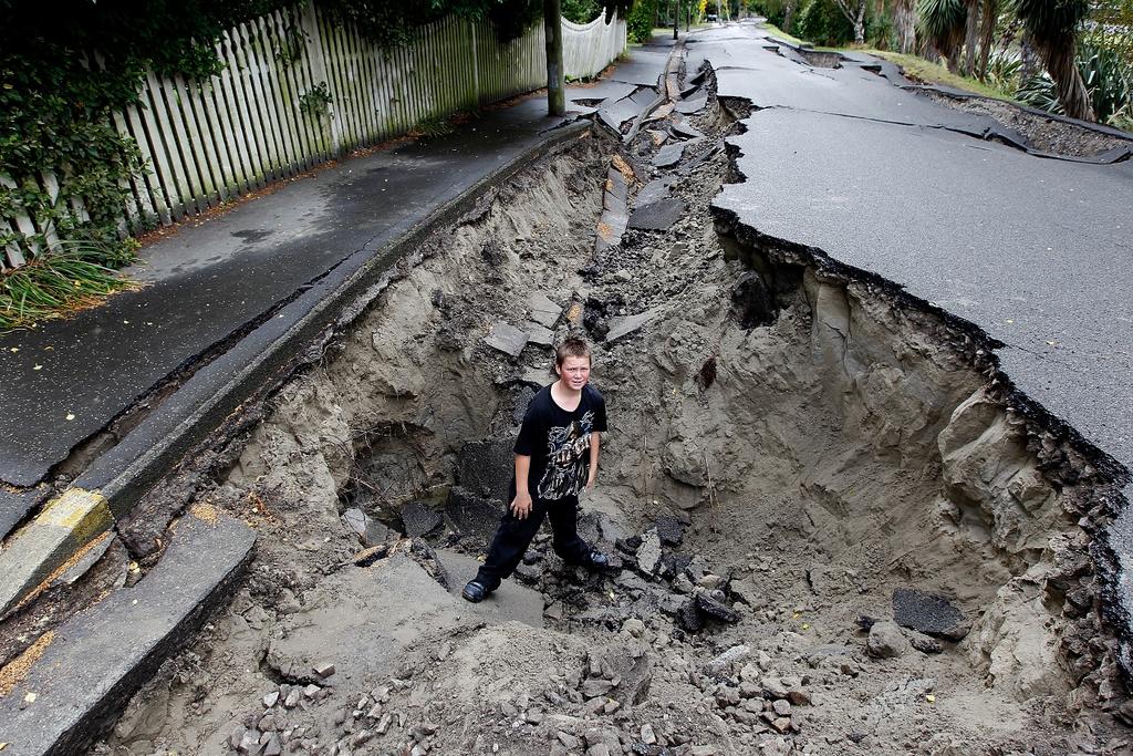 CERA s Programme Management Office Published 18 April 2016 Canterbury Earthquake Recovery Authority The Government established the Canterbury Earthquake Recovery Authority (CERA) in March 2011 to
