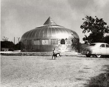 01 Dymaxion House Buckminster Fuller 1949 02 Charles + Ray Eames House California 1945-1949 Philosophy: The work of Anderson + Anderson, as with their prefab predecessors, seeks