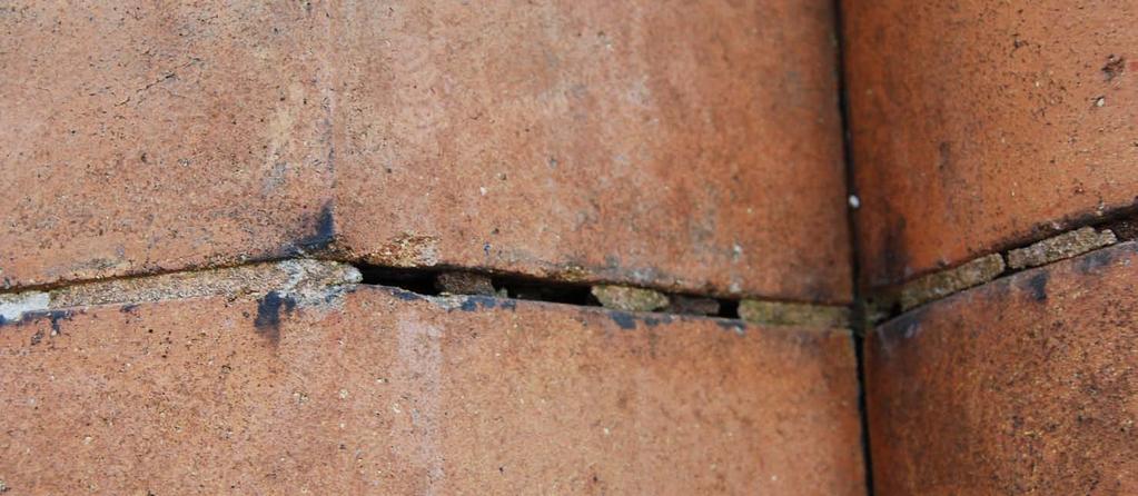 Cracking and damage to the material Cracks can develop in both terracotta and faience as a result of structural movement in a building or stresses caused by loads or alterations.