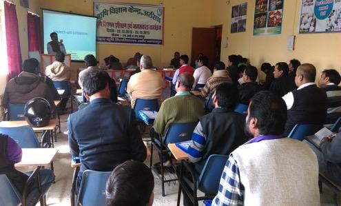 Deputy Director Training Dr. Abhay Mankar explained about the Quality standards, Grading & Packaging Methods to be followed by farmers to obtain higher returns for their farm produce.