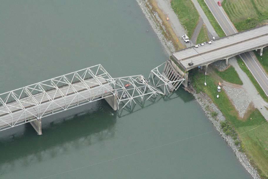 New Data: Condition and Performance Condition of State-Owned Bridges WSDOT manages over 3,800 bridges and structures statewide 91% of WSDOT-owned bridges by deck area were in very good, good, or fair