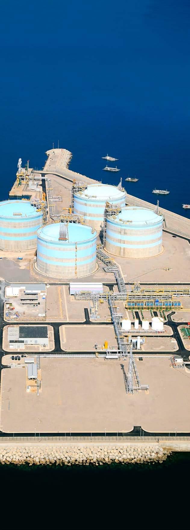 1 MILESTONES STRABAG/DYWIDAG LNG Technology has been involved in the development of LNG storage systems right from the beginning and built its first prestressed concrete protective tanks in the late