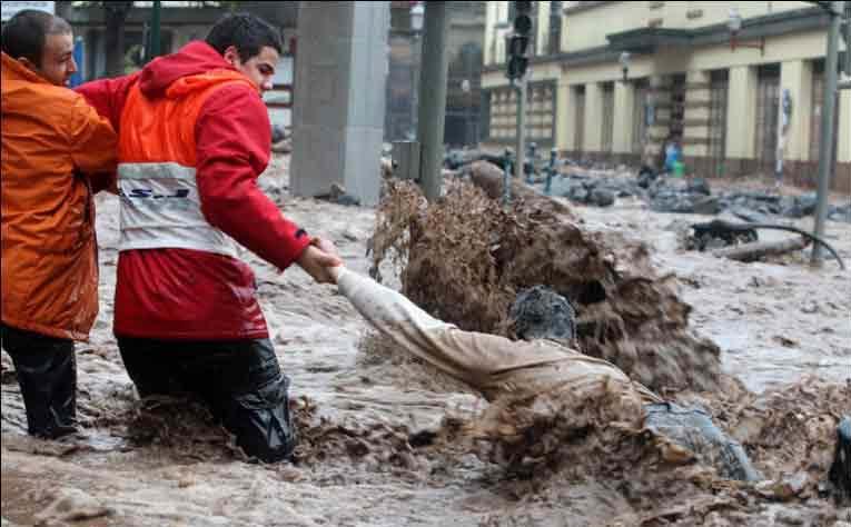 Floods Flash floods are increasing, due to climate variability and change Madeira (2010, 2016): floods and mudslides due to heavy and sudden rainfall in February 2010 led to considerable destruction