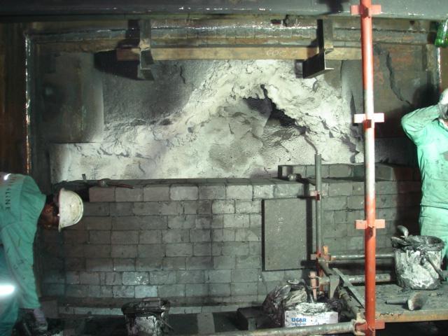 Figure 15 shows the original lining design and furnace dimensions. The furnace has shown exceptional performance since start-up with an average daily availability of 98%.