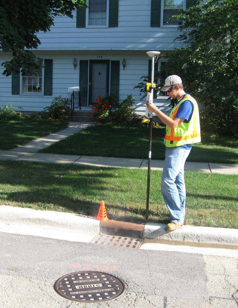 Task 6 - Sanitary Sewer System Assessment Develop XP SWMM