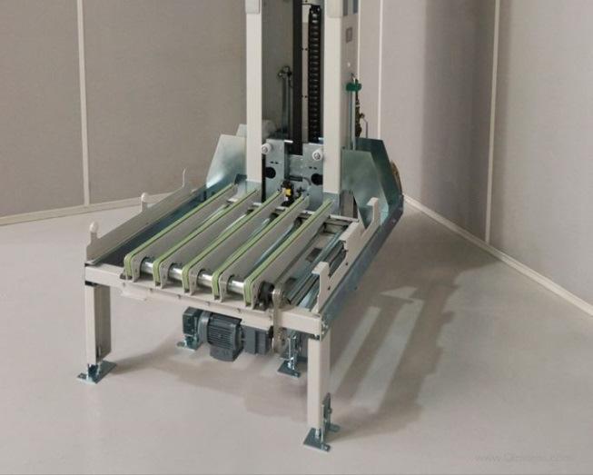 QIMAROX VERTICAL CONVEYORS PRORUNNER MK1 IN- AND OUTFEED Front Infeed / discharge RollerDrive Speed up to 0,8 m/s Little maintenance Easy to assemble Low weight