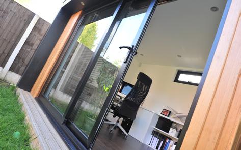 Garden Wide range of material, overhang and recess choices to optimise appearance