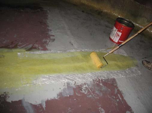 Carboguard 695 CLR Application Weld Seams Fiberglass CSM being saturated with ¾ roller naps. The two pieces of fiberglass are overlapped 3.